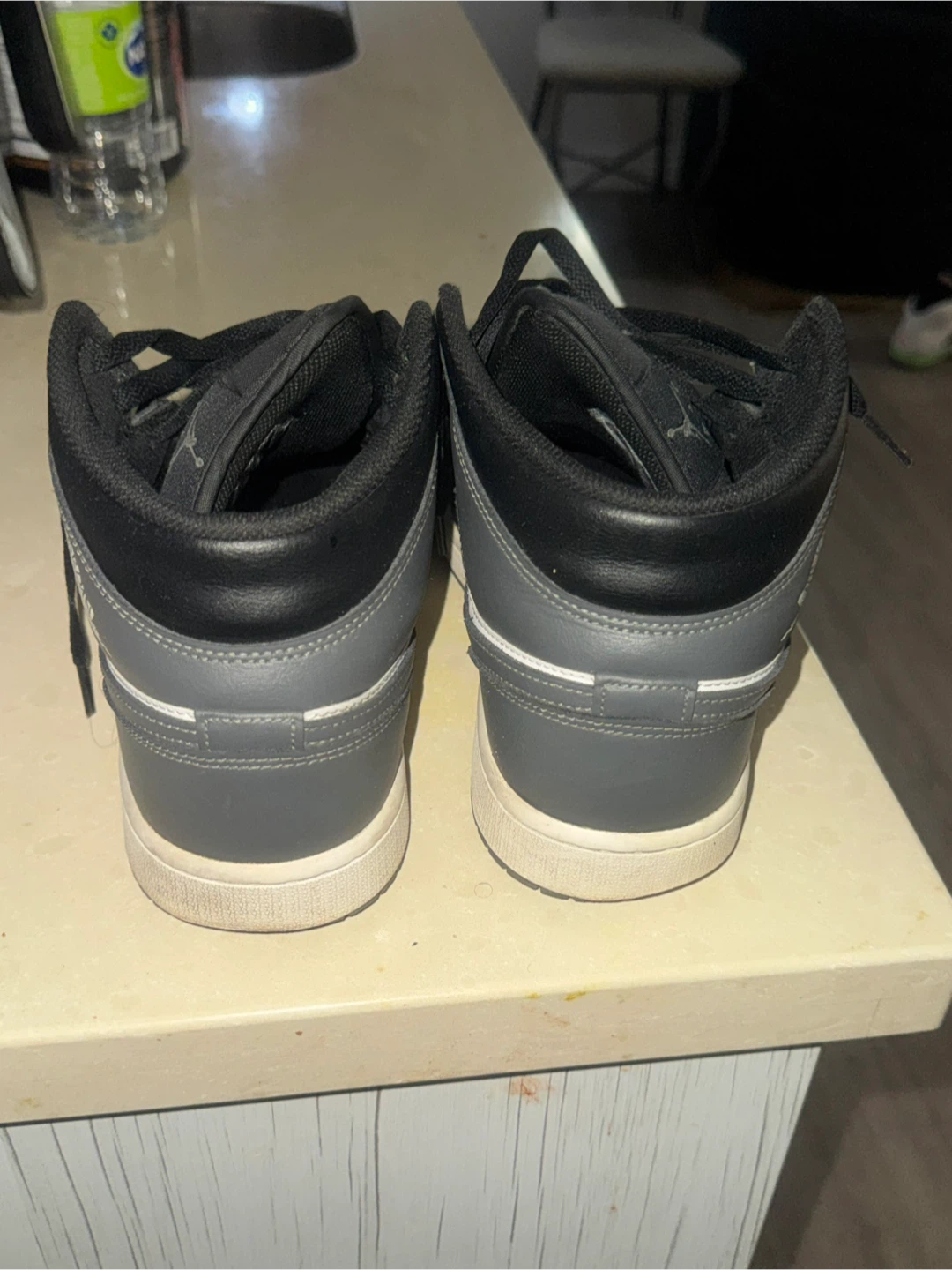 Air Jordan 1 Mid Black White Grey - photo 2