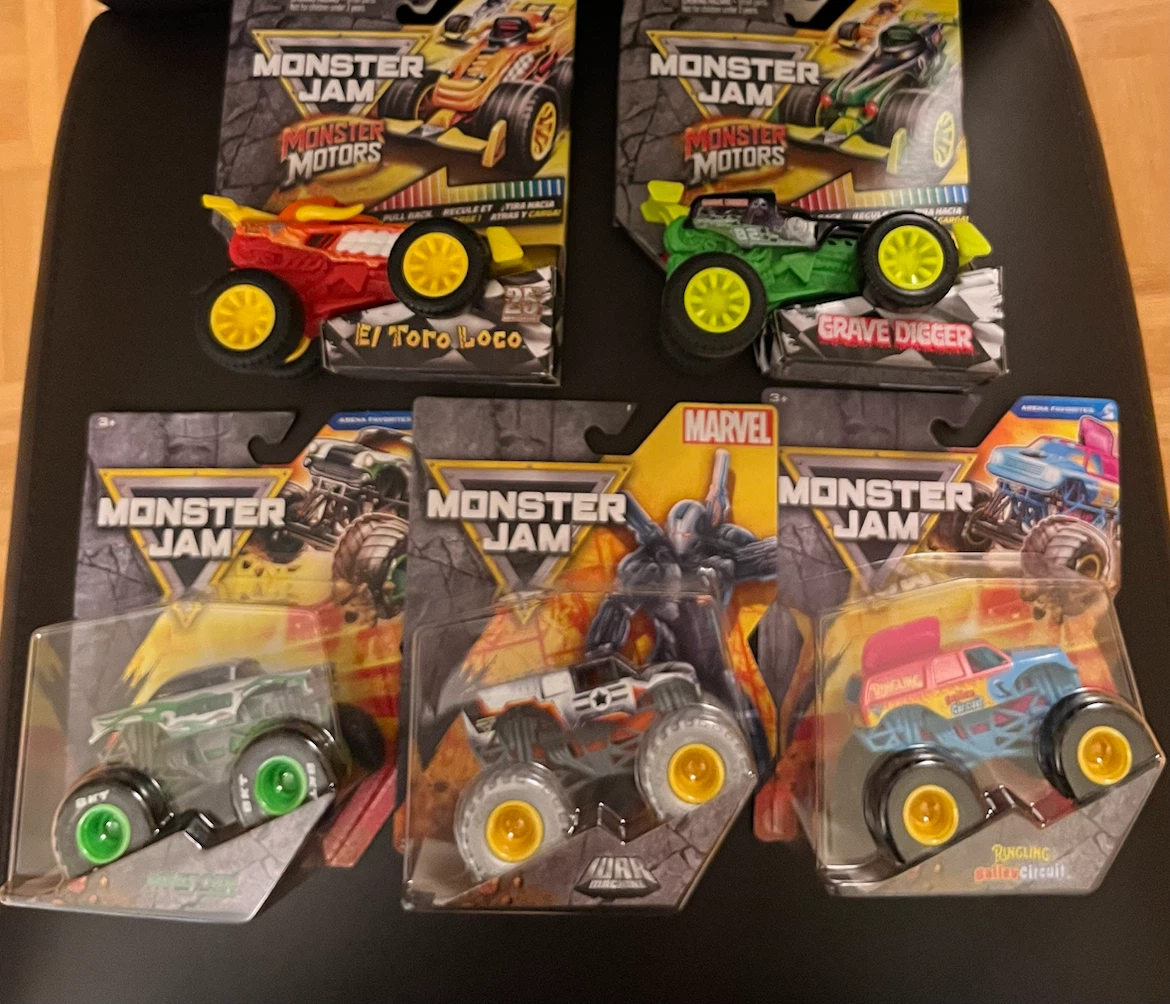 Set of 5 Monster Jam Trucks brand new