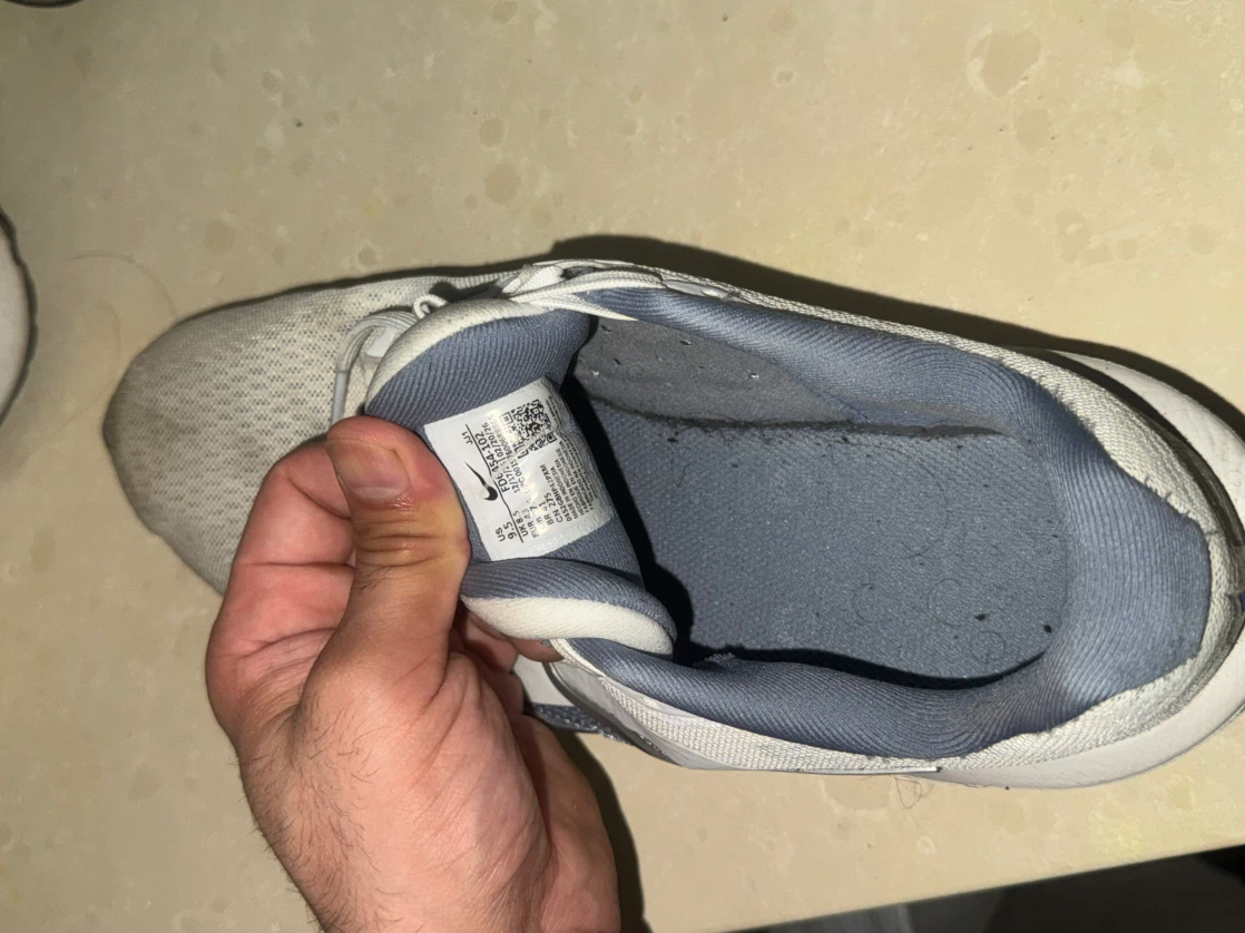 Nike Downshifter 13 Running Shoes Size US 9.5 - photo 4