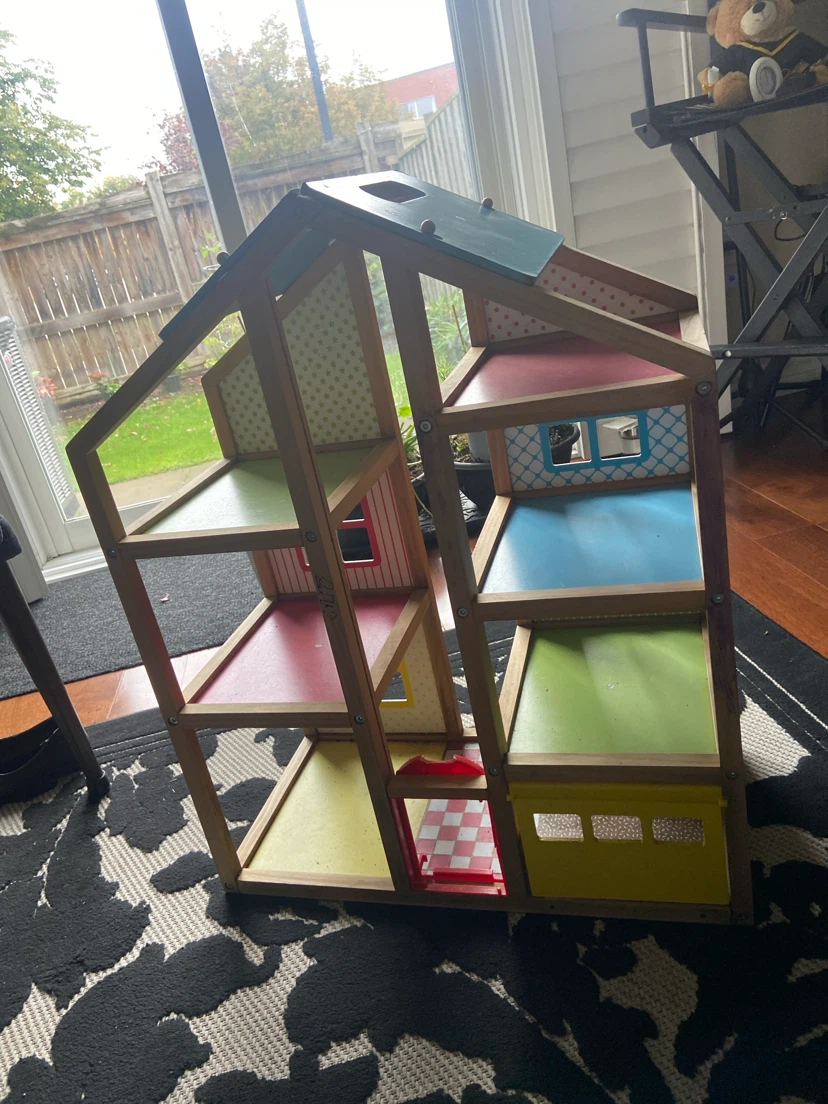 Wooden Dollhouse