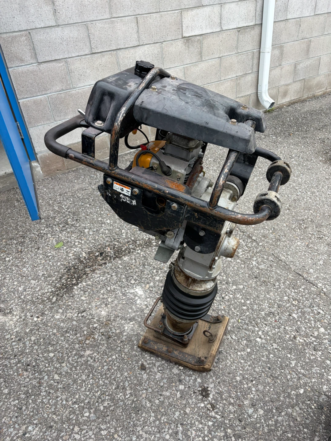 Robin Subaru EH12 Engine Tamping Rammer - photo 2