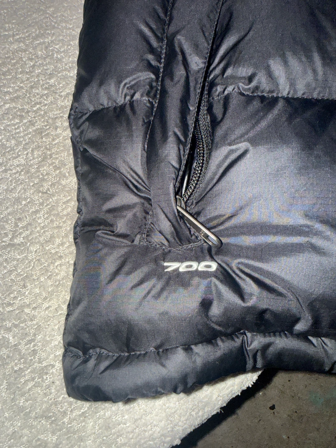 I’m selling a north face vest - photo 3