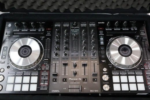 Pioneer DJ DDJ-SX3 Controller