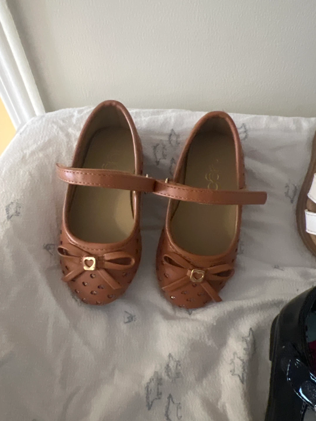 children's brown ballet flats