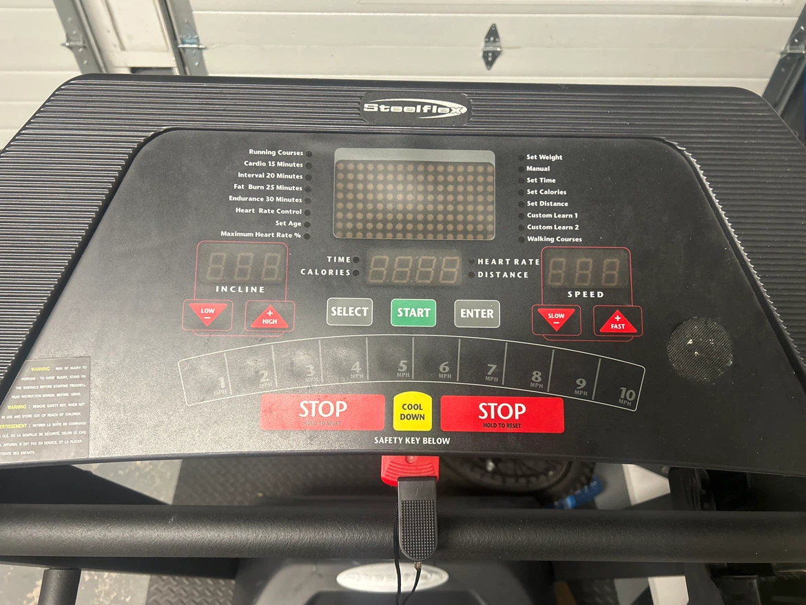 Steelflex 6600 Treadmill - photo 3