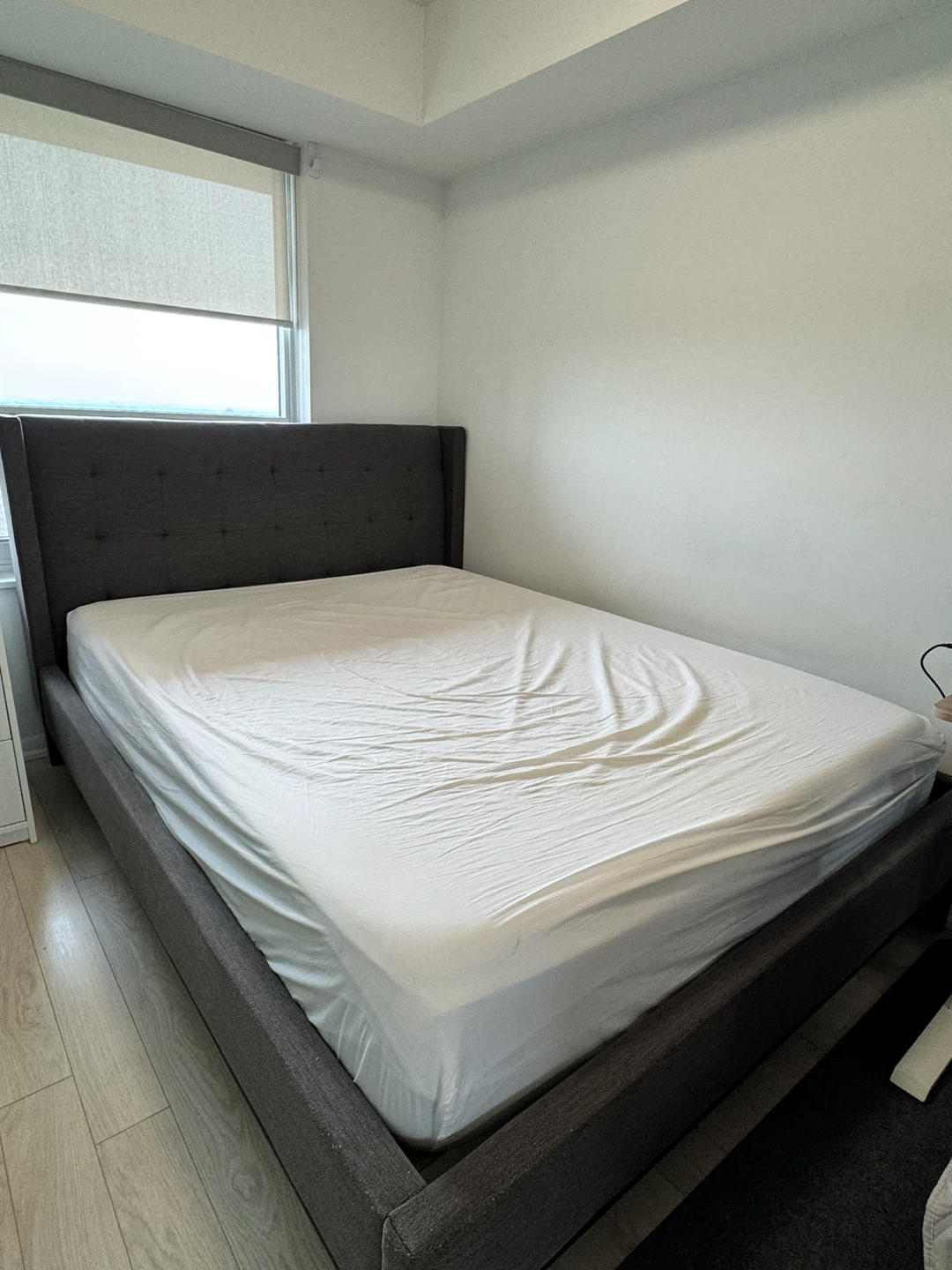 Structube Dawson Tufted Queen Bed - photo 3