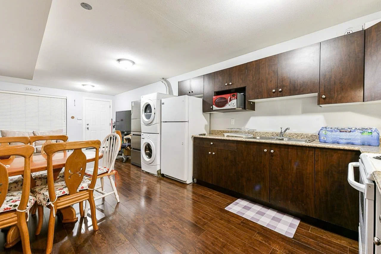 Rent: 1550$  Basement Suite in Langley – 2 Bedrooms! - photo 2