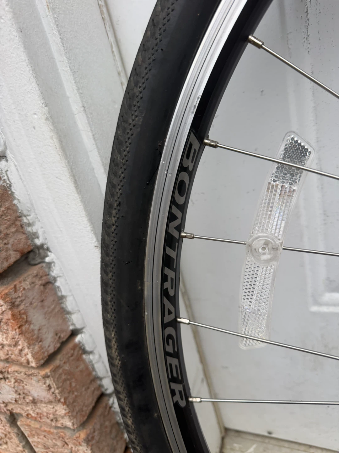 Bontrager Connection 700c Bicycle Wheel - photo 3