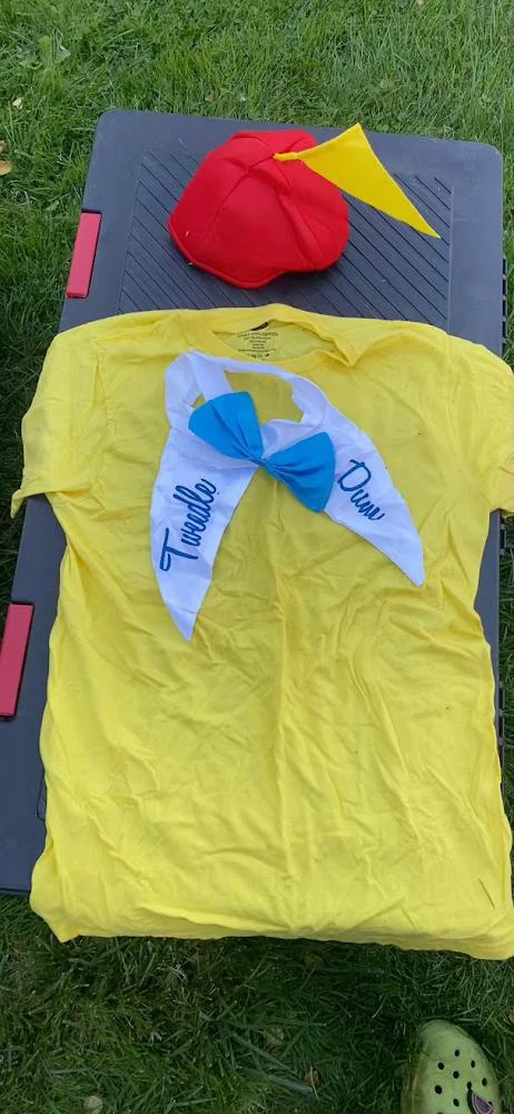 Spirit Halloween Tweedle Dum Costume Kit