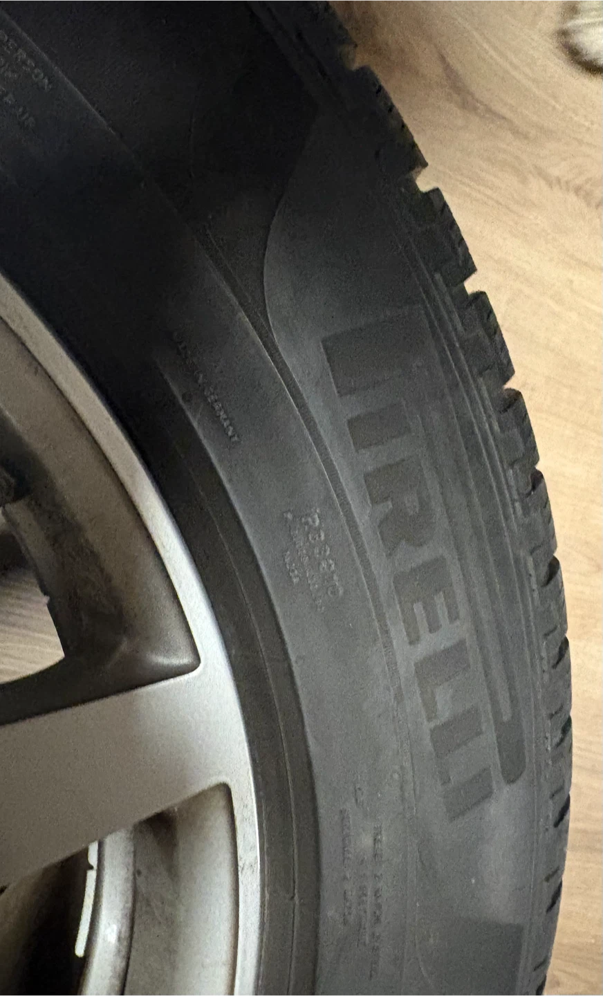 Set of 4 Pirelli Scorpion Winter Tires 275/50R19 - photo 3