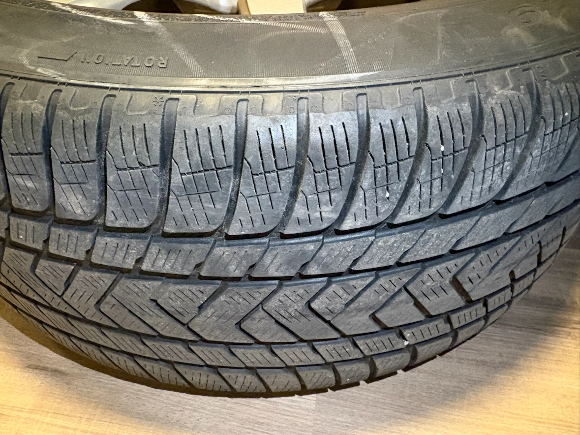 Set of 4 Pirelli Scorpion Winter Tires 275/50R19 - photo 5