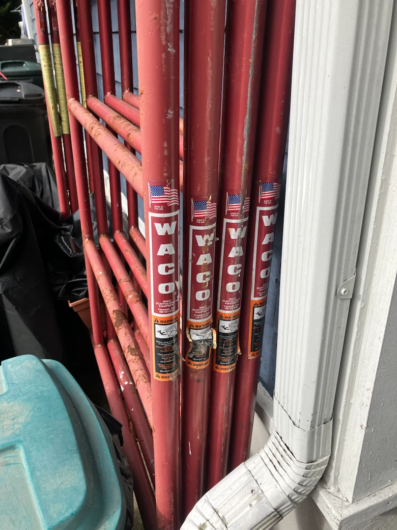 Waco scaffolding and braces
