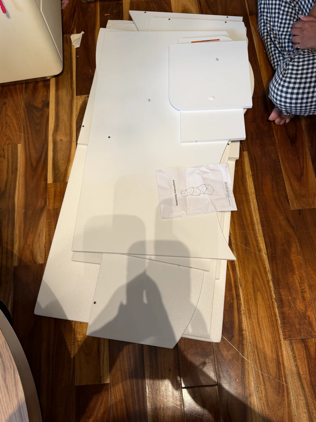 White Wavy Corner Bookshelf - photo 5