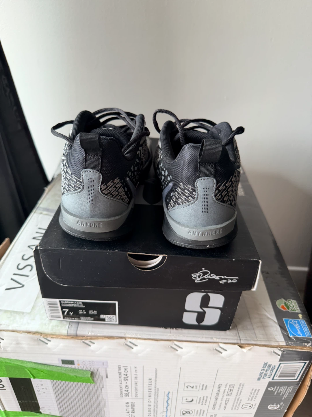 Nike Sabrina 2 GS Black Metallic Silver Size 7Y - photo 2