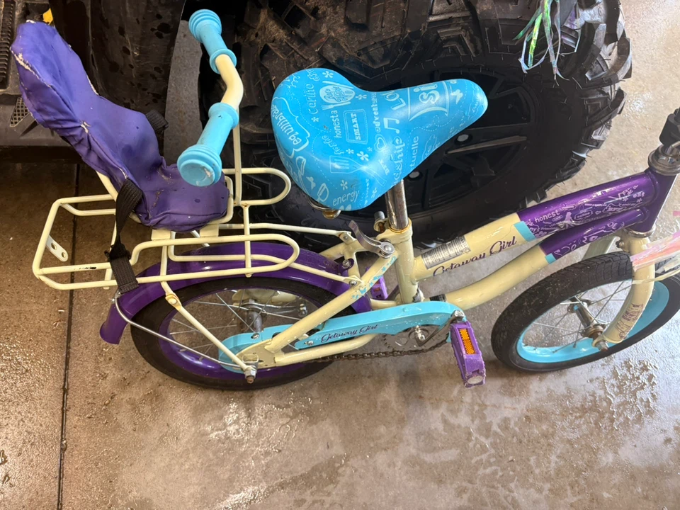 Getaway Girl Kids Bike - photo 2