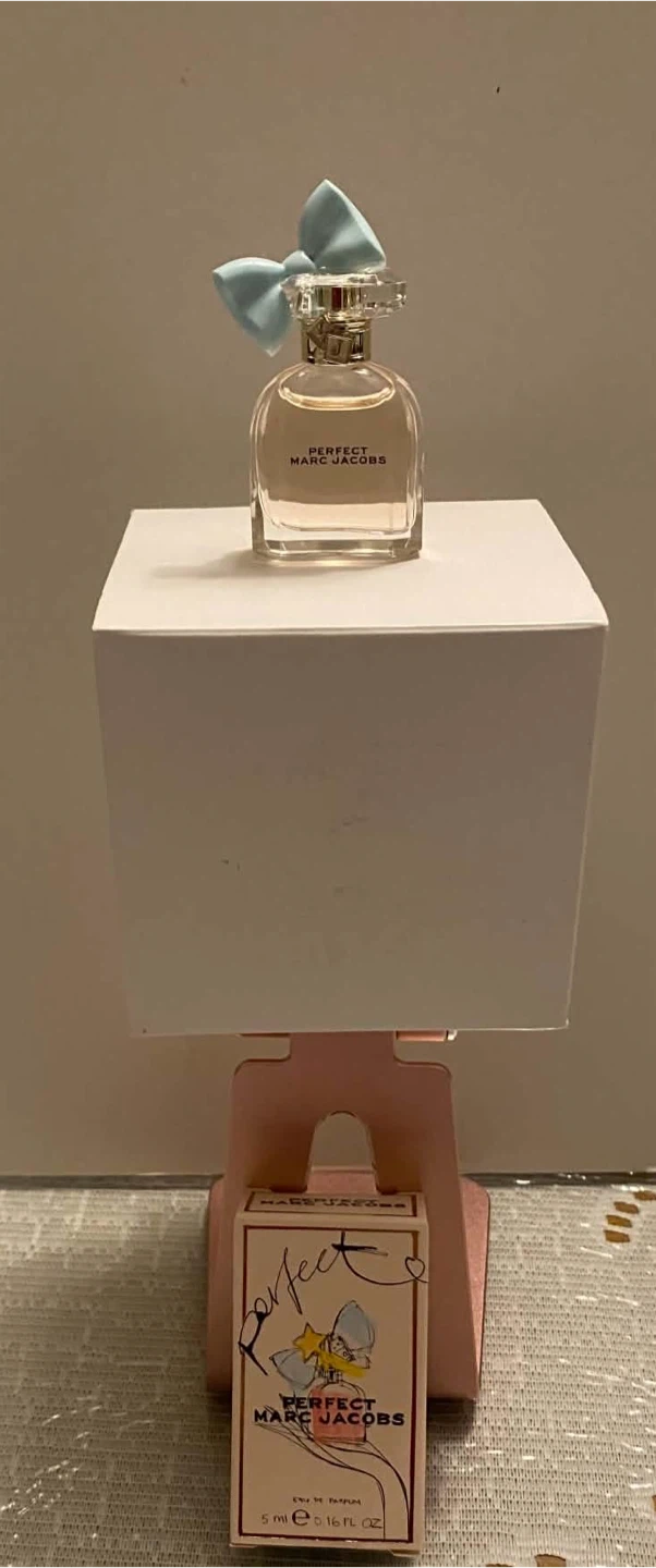 Assorted Mini Perfumes - photo 3
