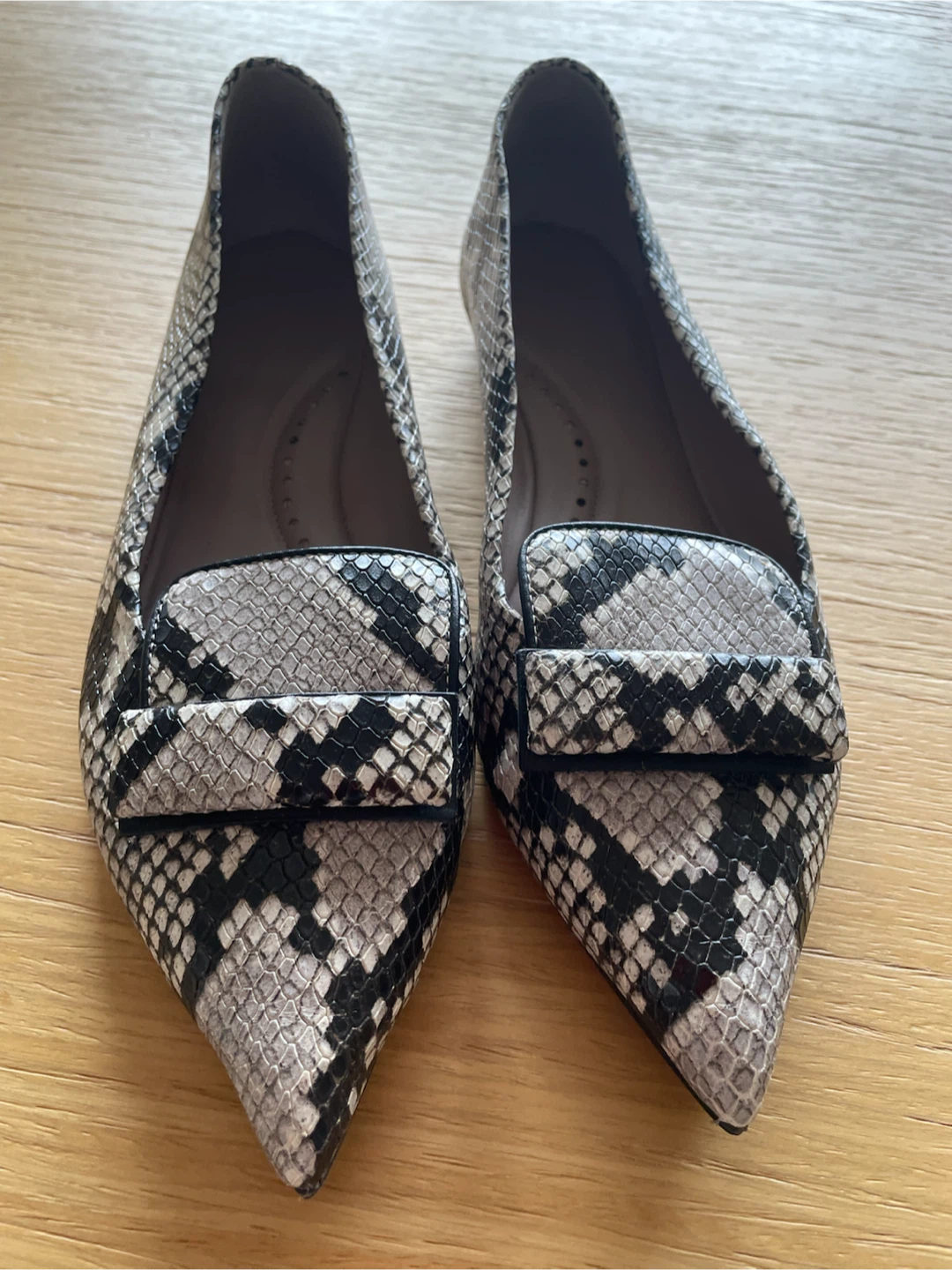 Ramona Pointed Toe Flats Snakeskin Print - photo 2