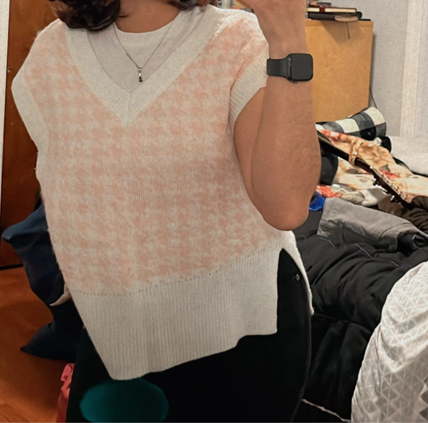 H&M Pink and White Knit Sweater Vest - photo 2