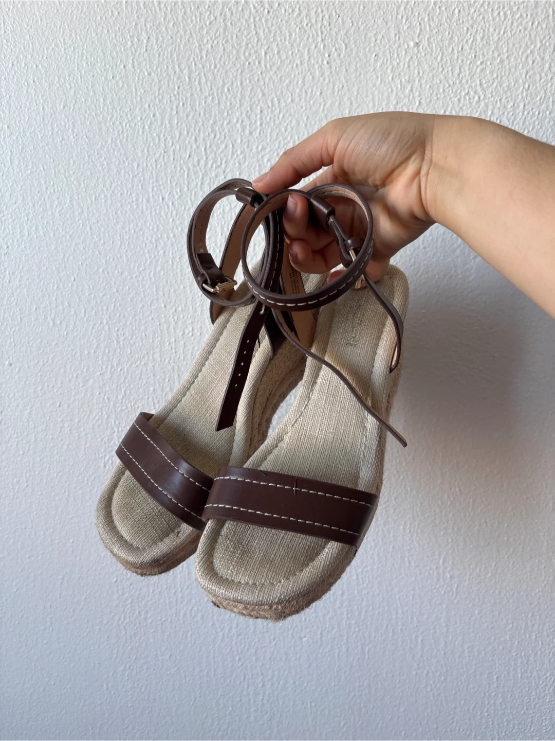 Brown wedges sandals