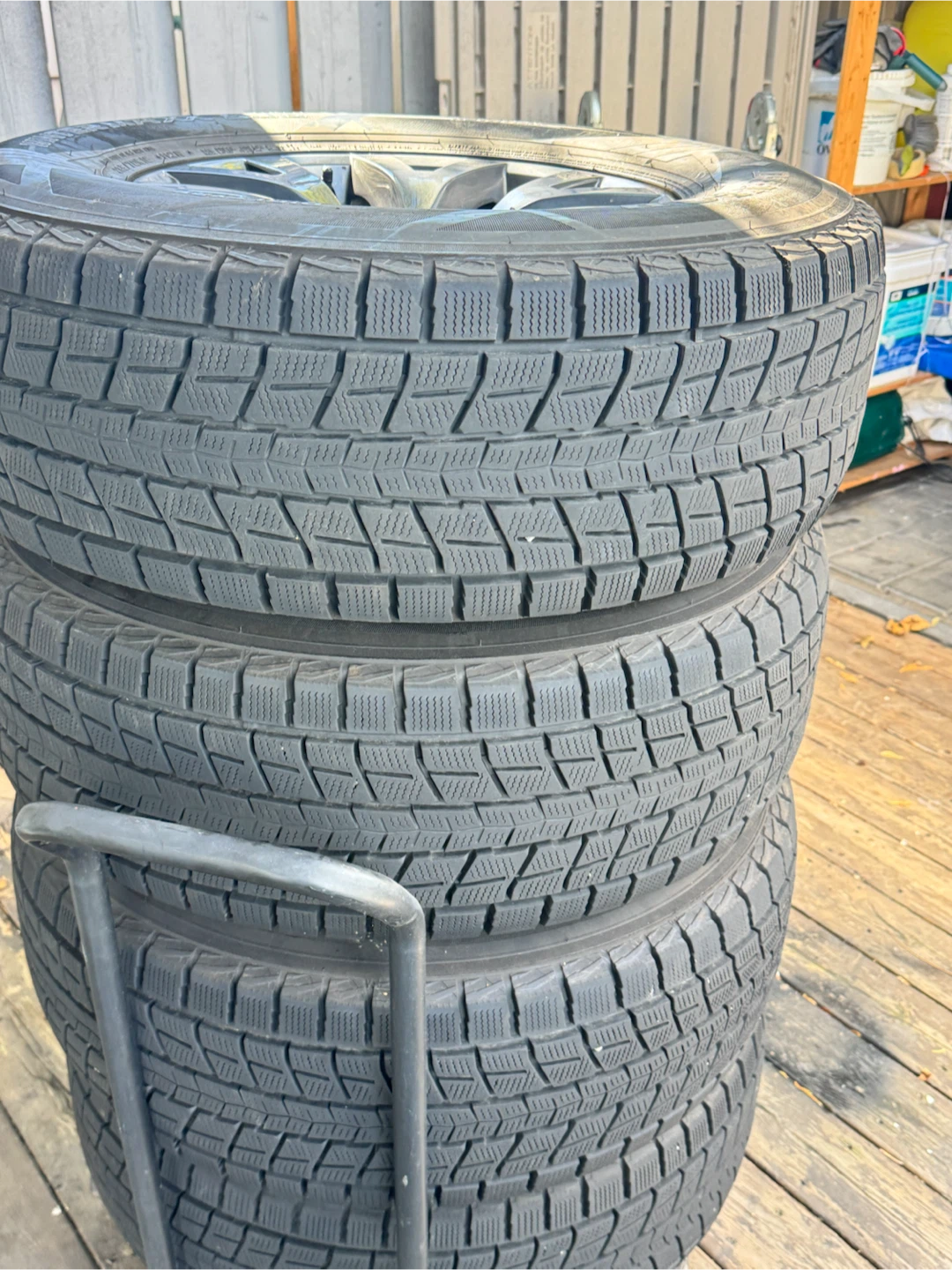 Dunlop Winter Maxx SJ8 Tires 265/70R16 - photo 3