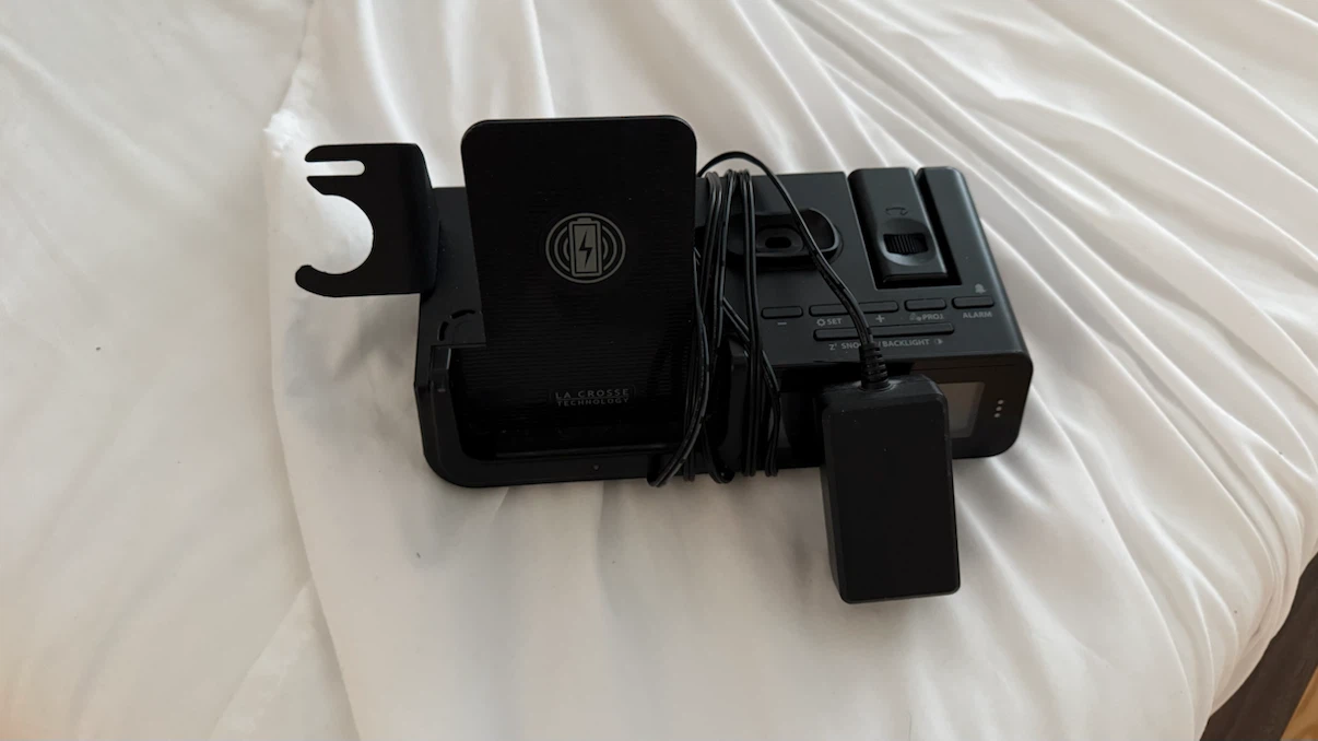 La Crosse Technology Wireless Charging Alarm Clock