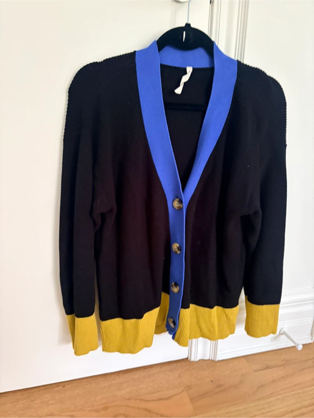 Paper Label Colour Block Button-Up Cardigan