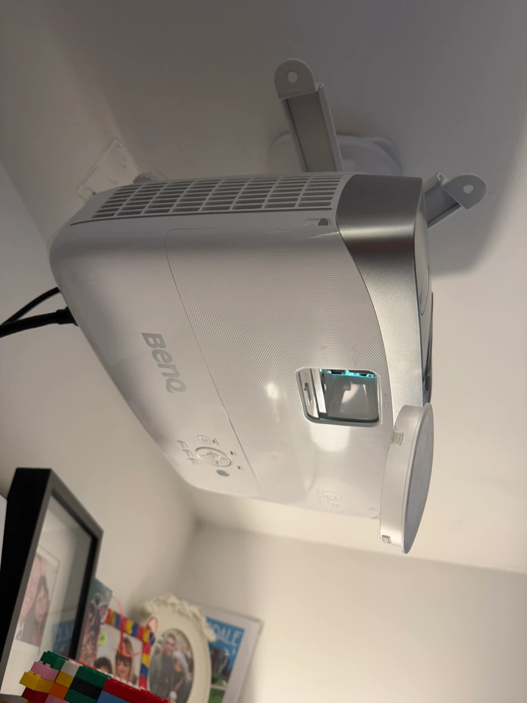 [Moving Sale] BenQ 1080p Home Theater Projector + Ceiling Mount - photo 2
