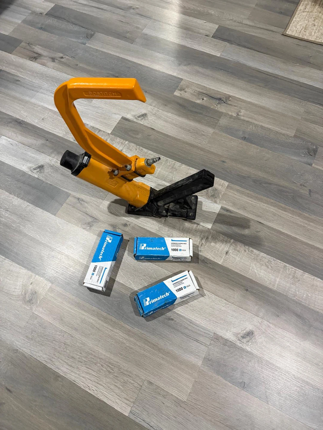 flooring installation tool