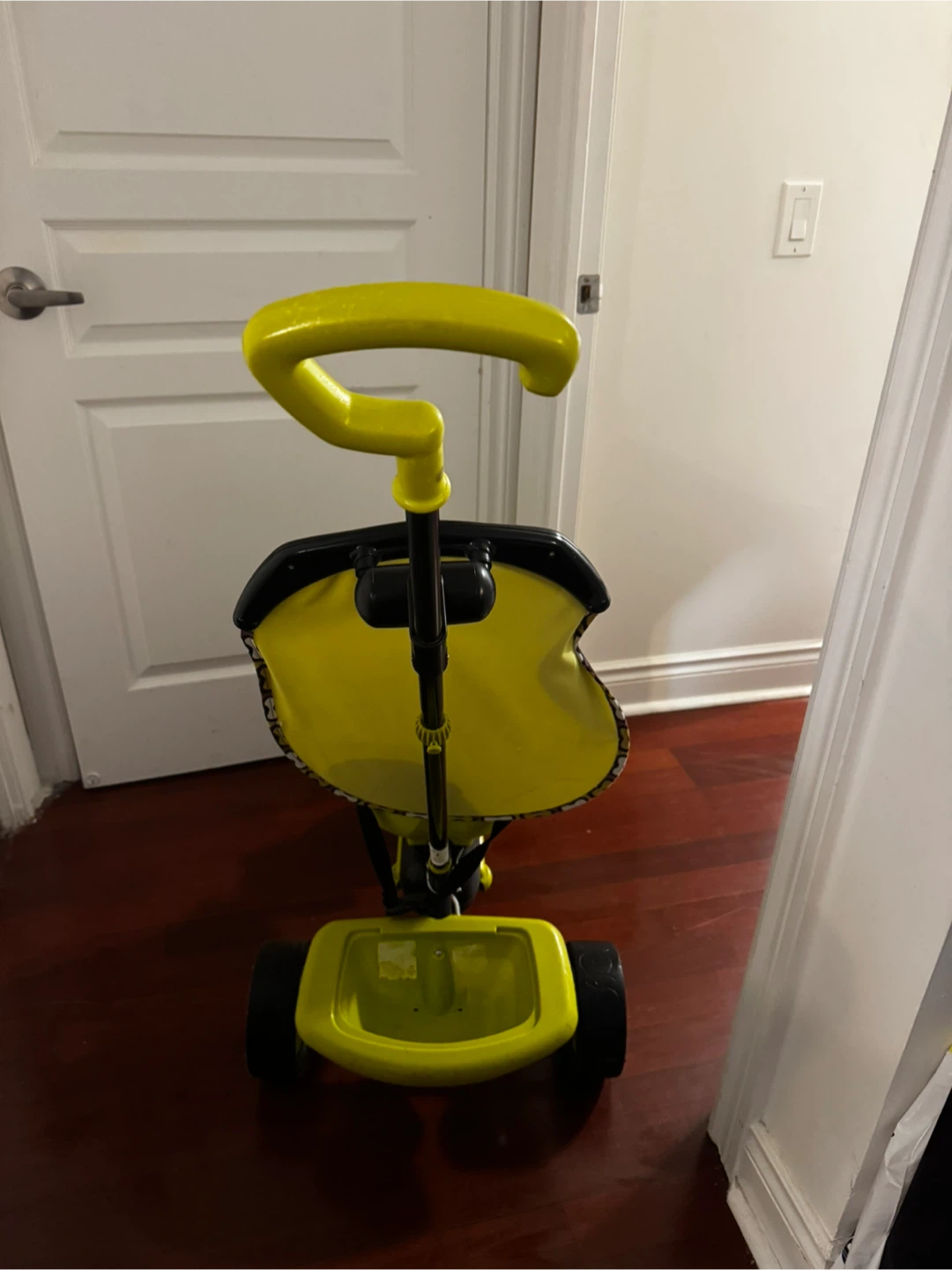 smarTrike toddler tricycle lime green - photo 3