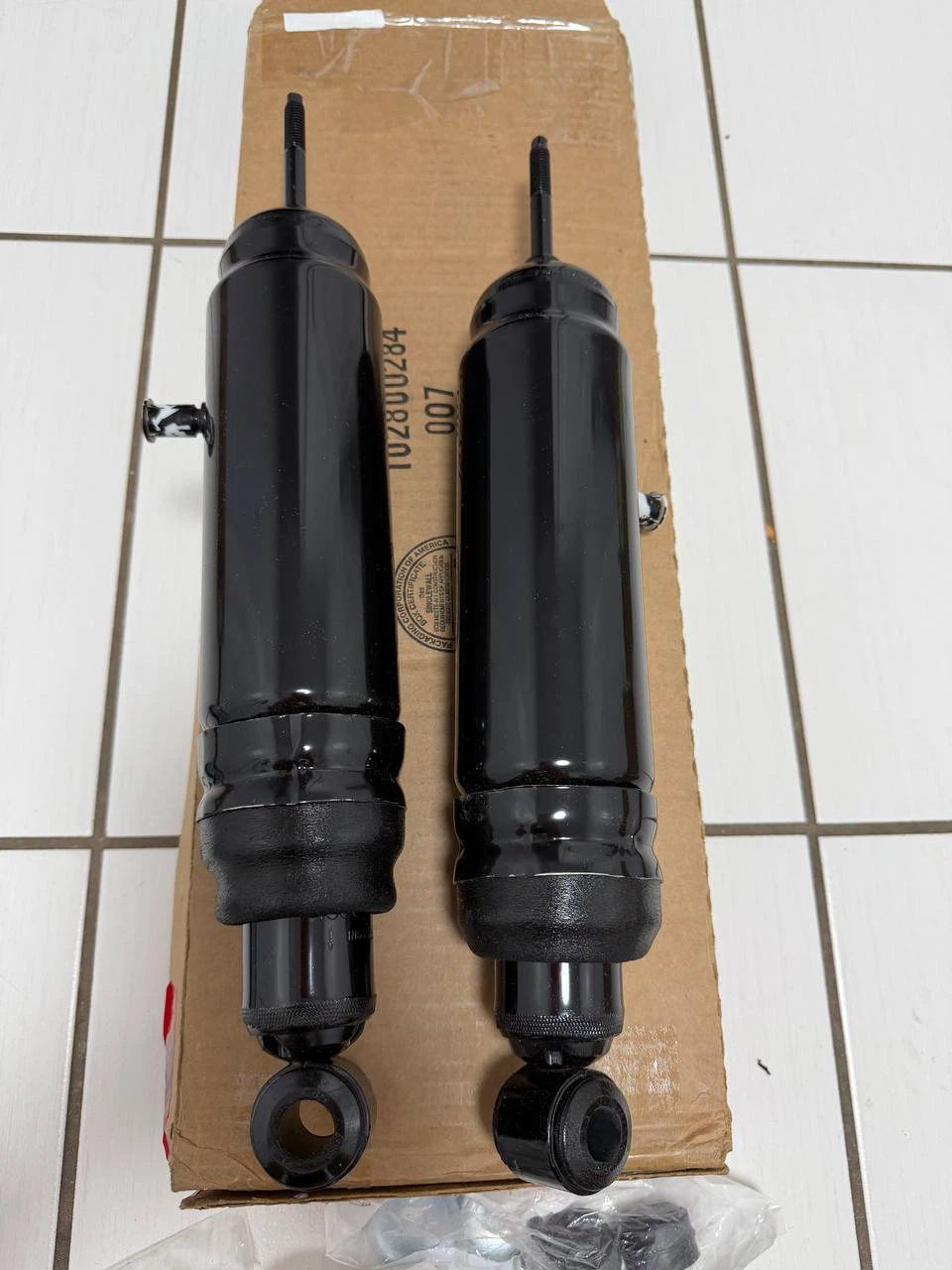 H1025 Monroe MA805 Max-Air Adjustable Air Shock Absorbers