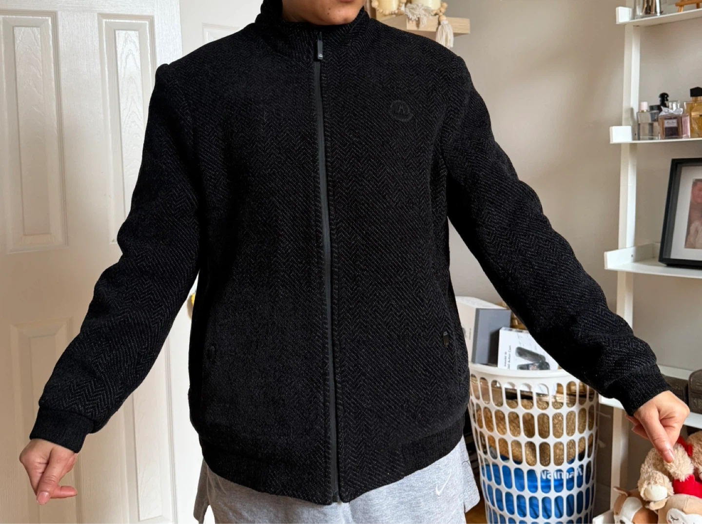 Man AOQIYING Black Fur-Lined Zipper Jacket
