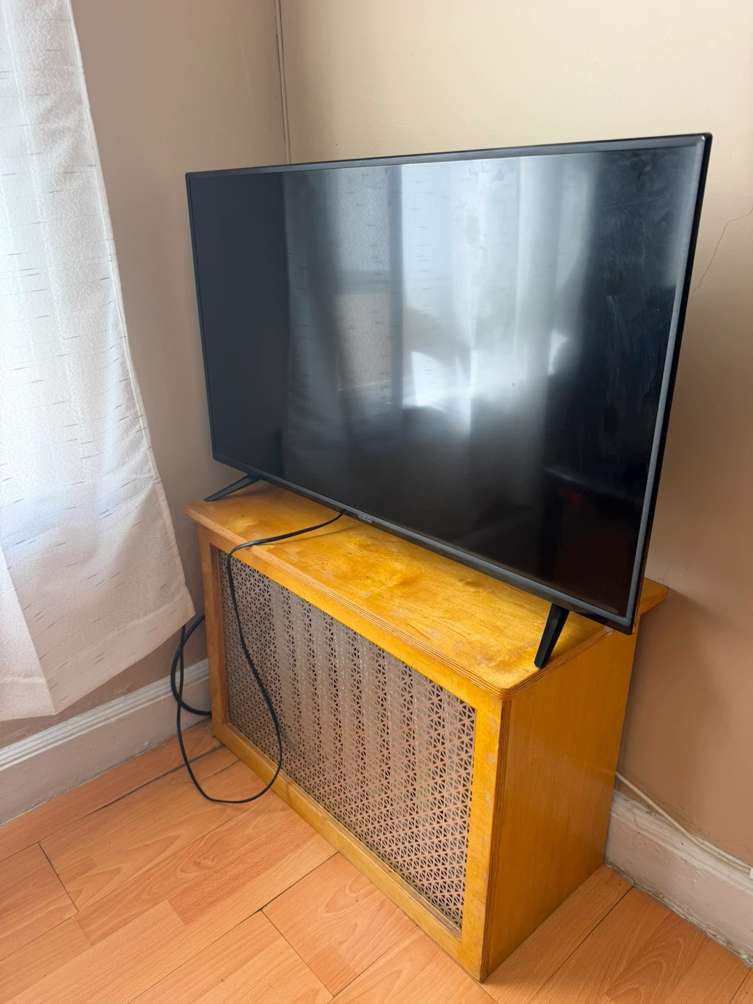 Vizio D-Series 40 inch Smart TV D40f-G9