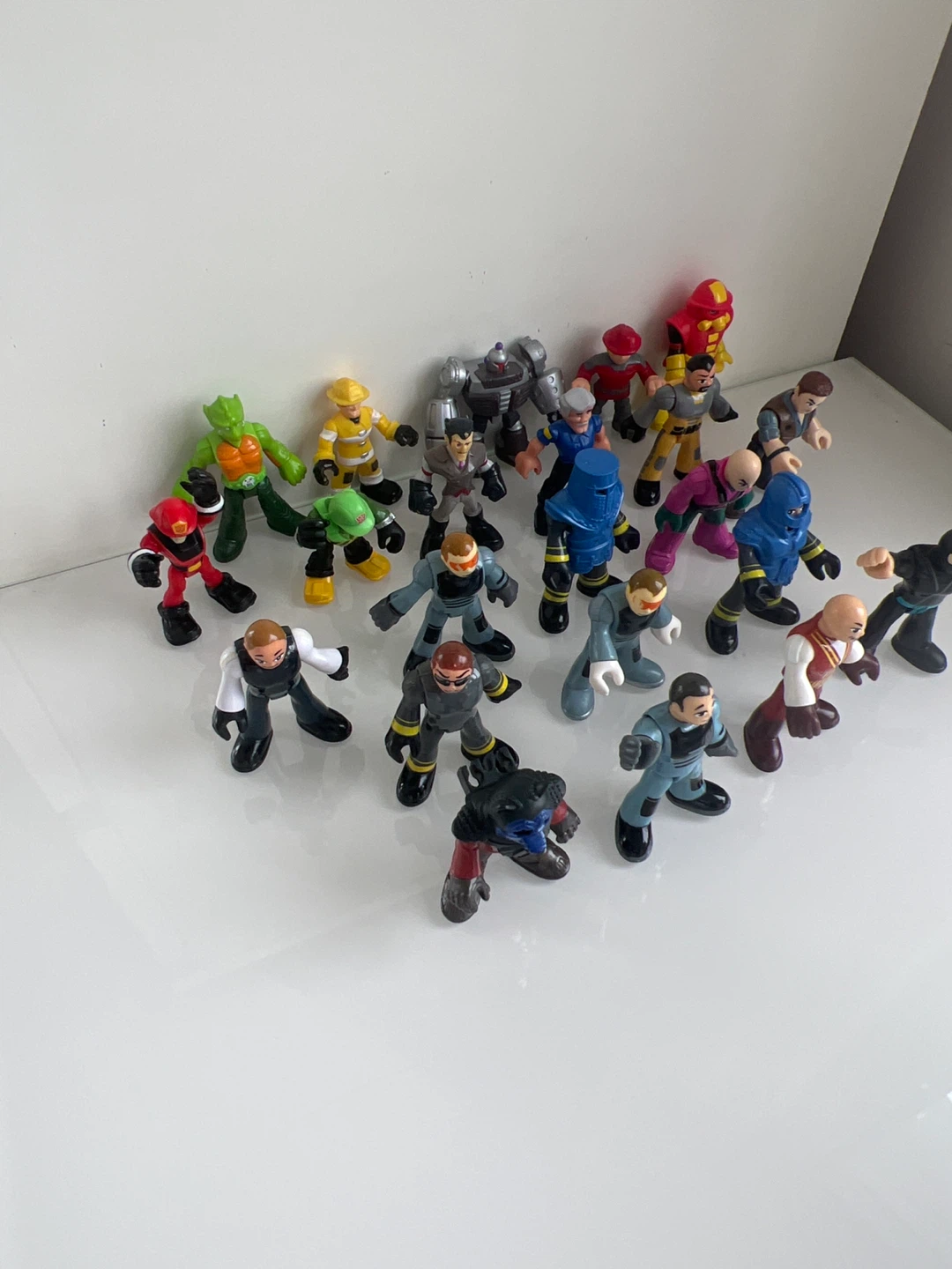 Fisher-Price Imaginext action figures - photo 2