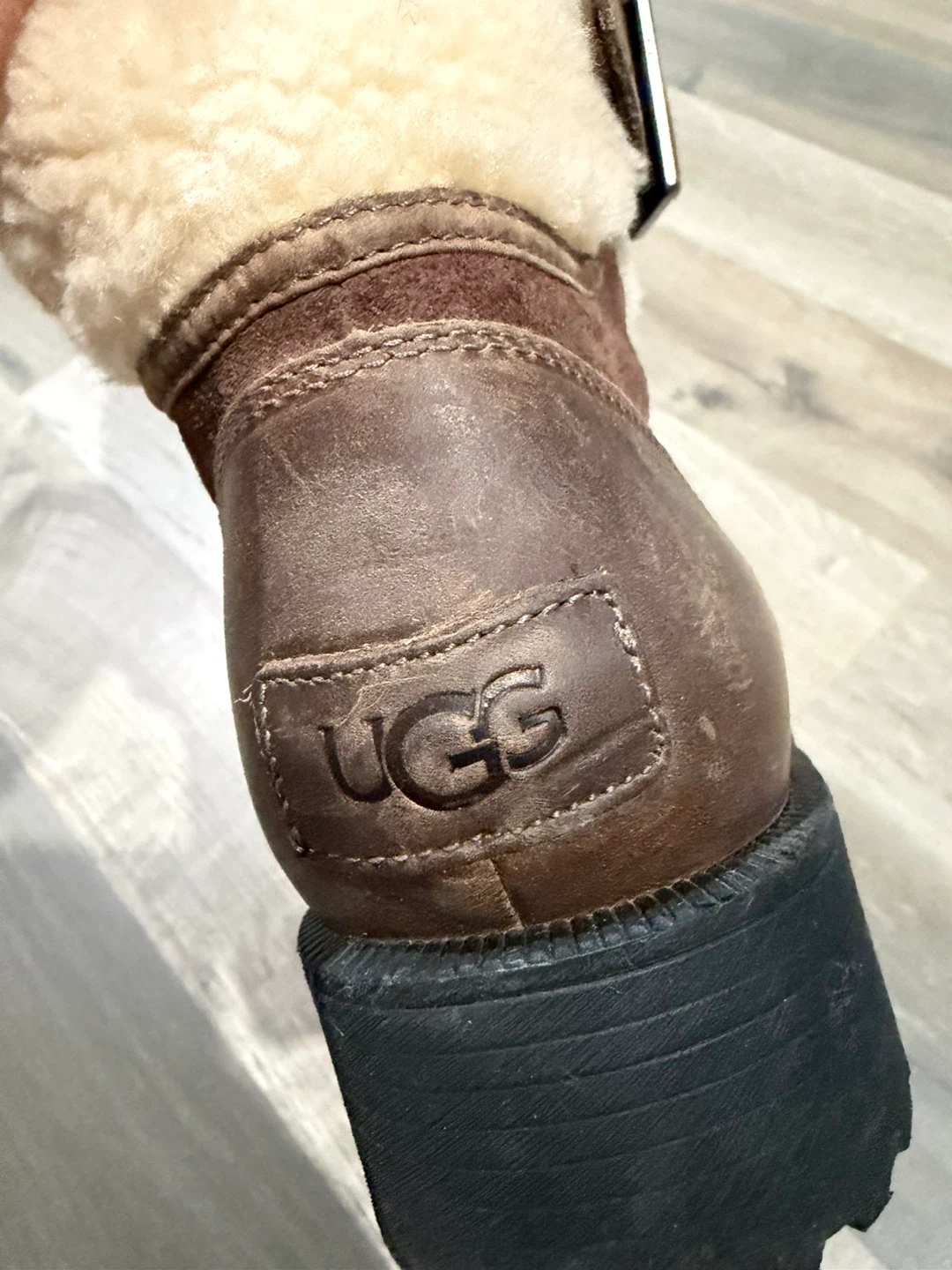 UGG Brown Leather Shearling Ankle Boots - photo 2