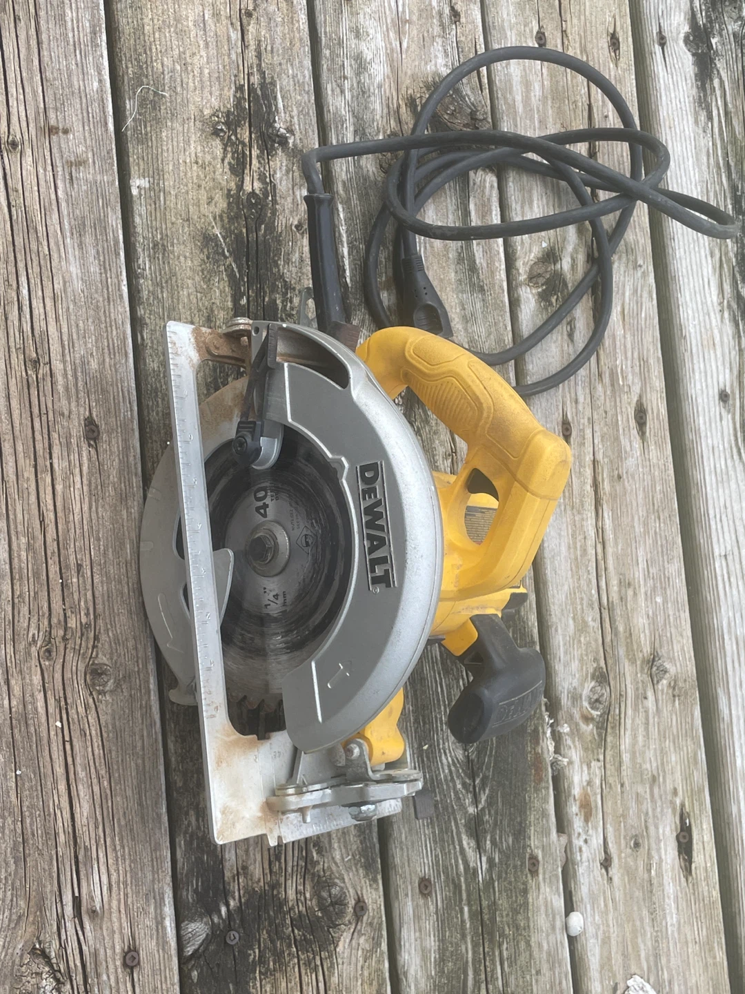 DeWalt Circular Saw with Carrying Bag - photo 2