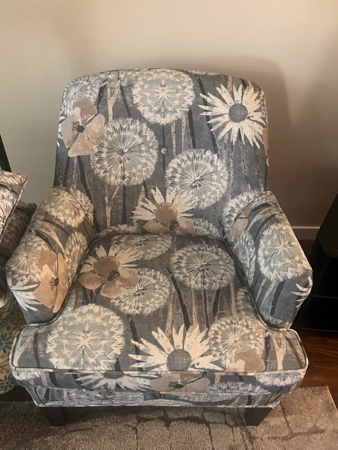 Floral pattern armchair - photo 3