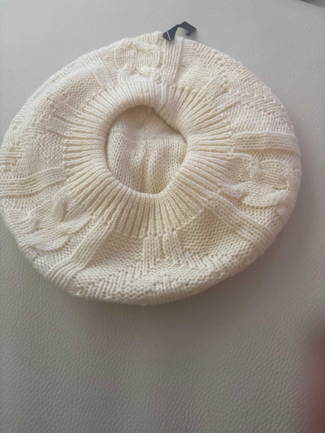 Isotoner Cream Cable Knit Beret - photo 2