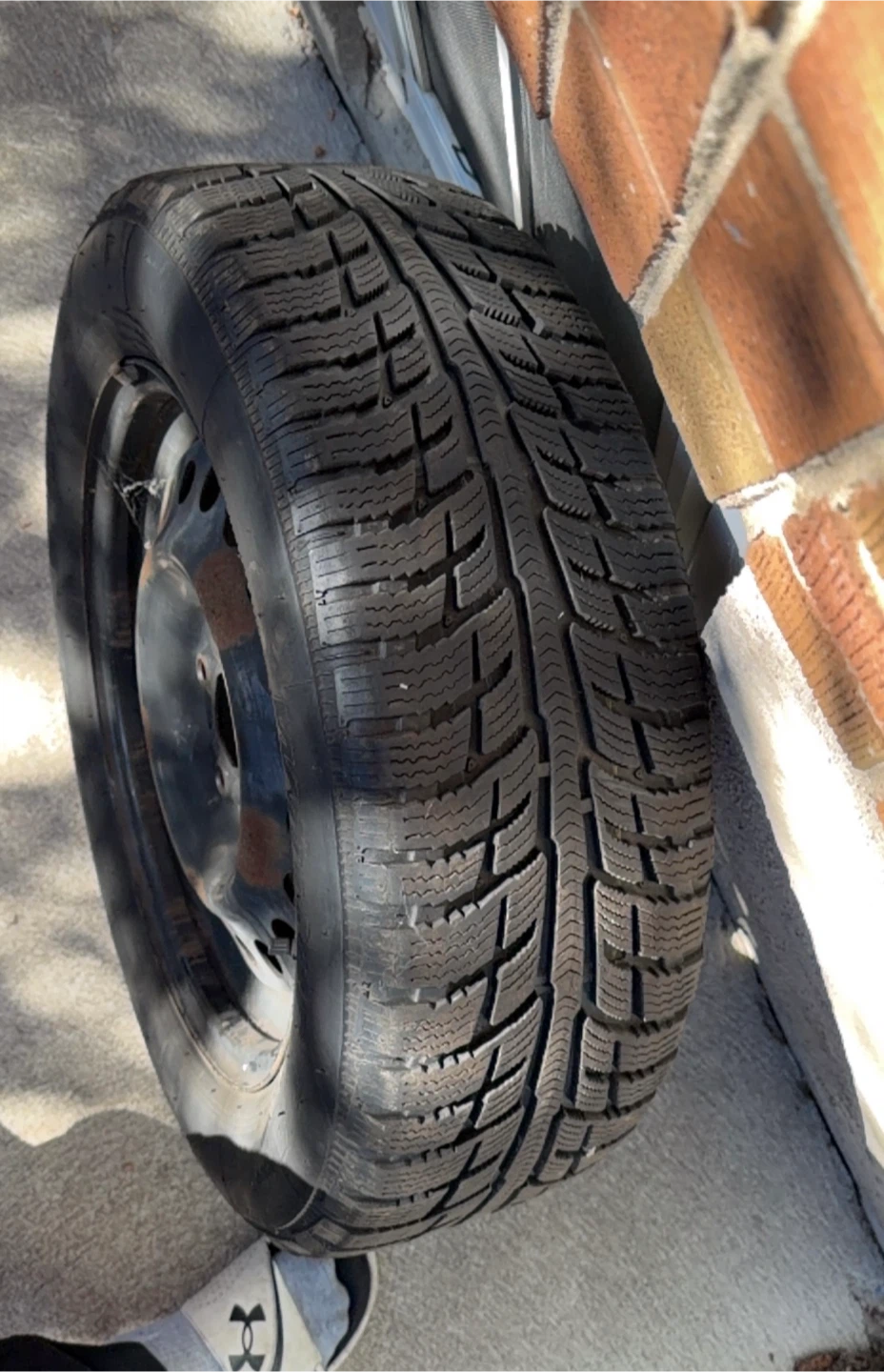 Nissan Kicks Winter Tires and Floor Mats - photo 3