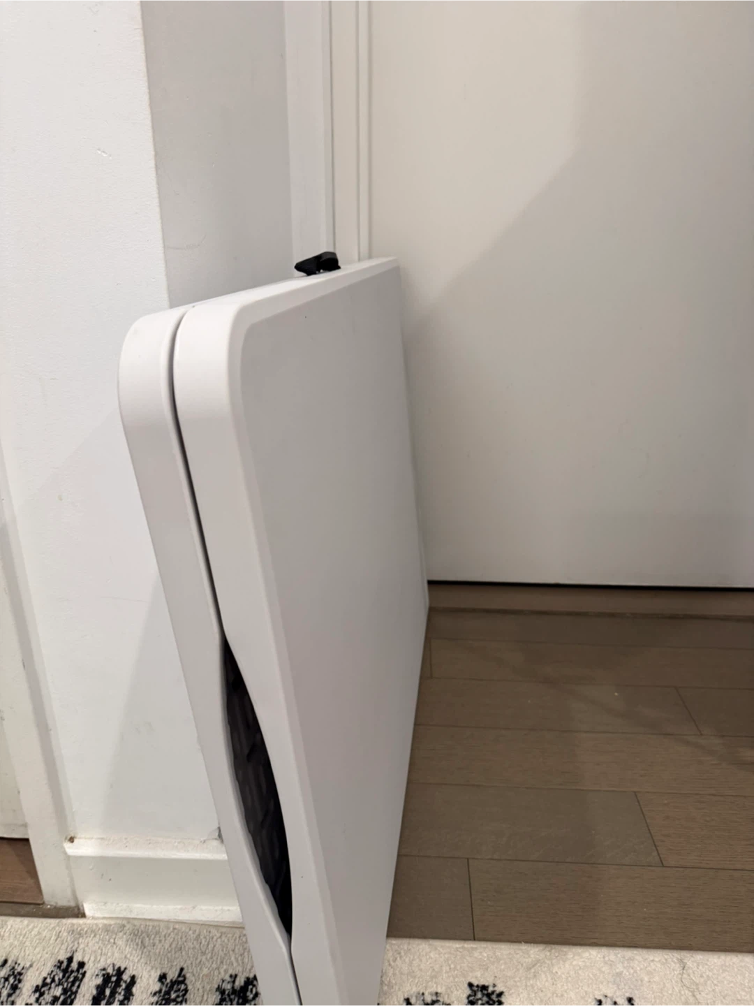 6ft White Folding Table - photo 2