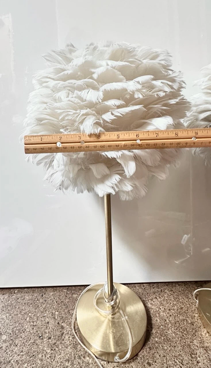 Set of Two White Feather Table Lamps - photo 3