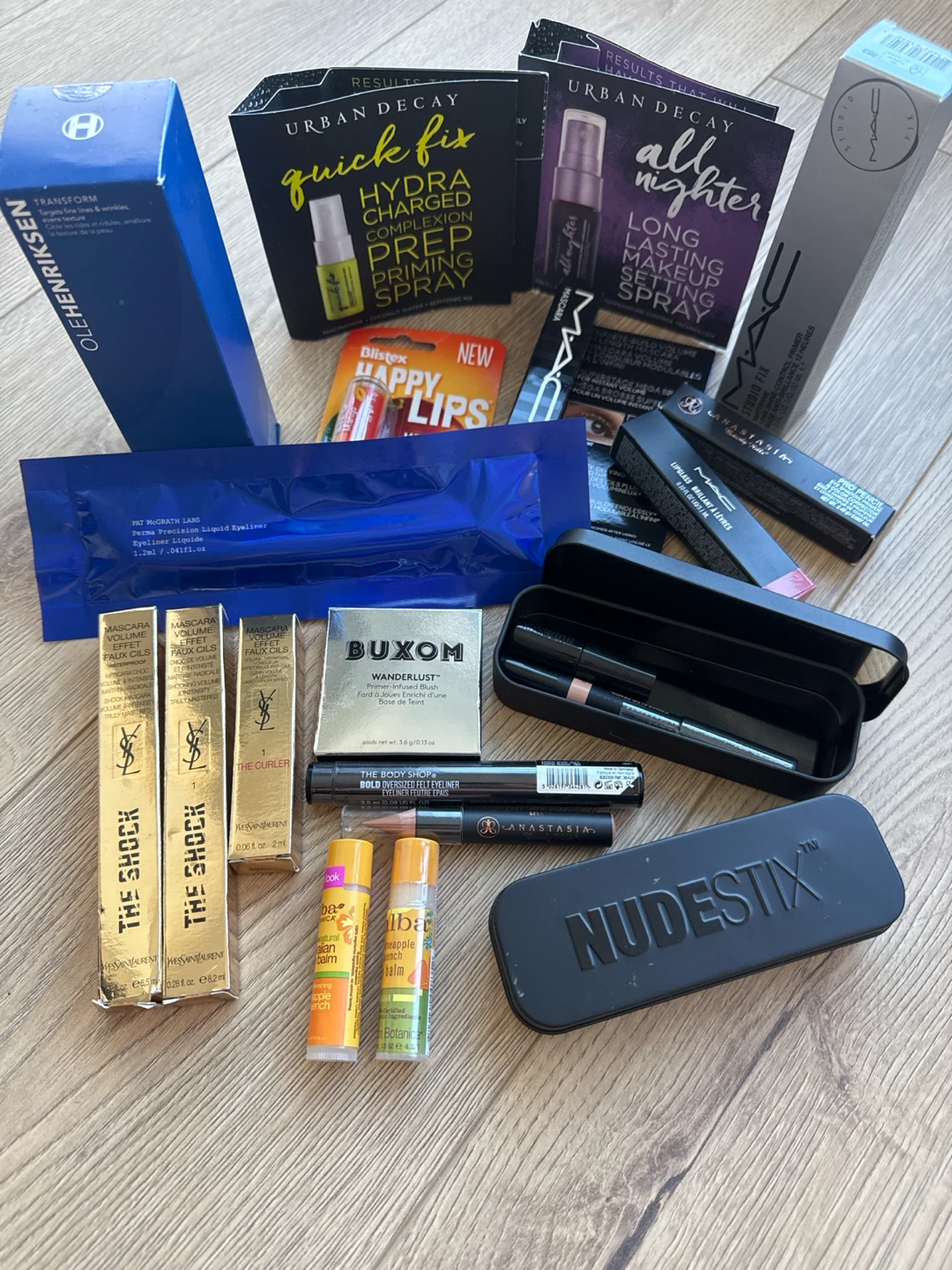 Assorted Luxury Makeup and Beauty Product Bundle