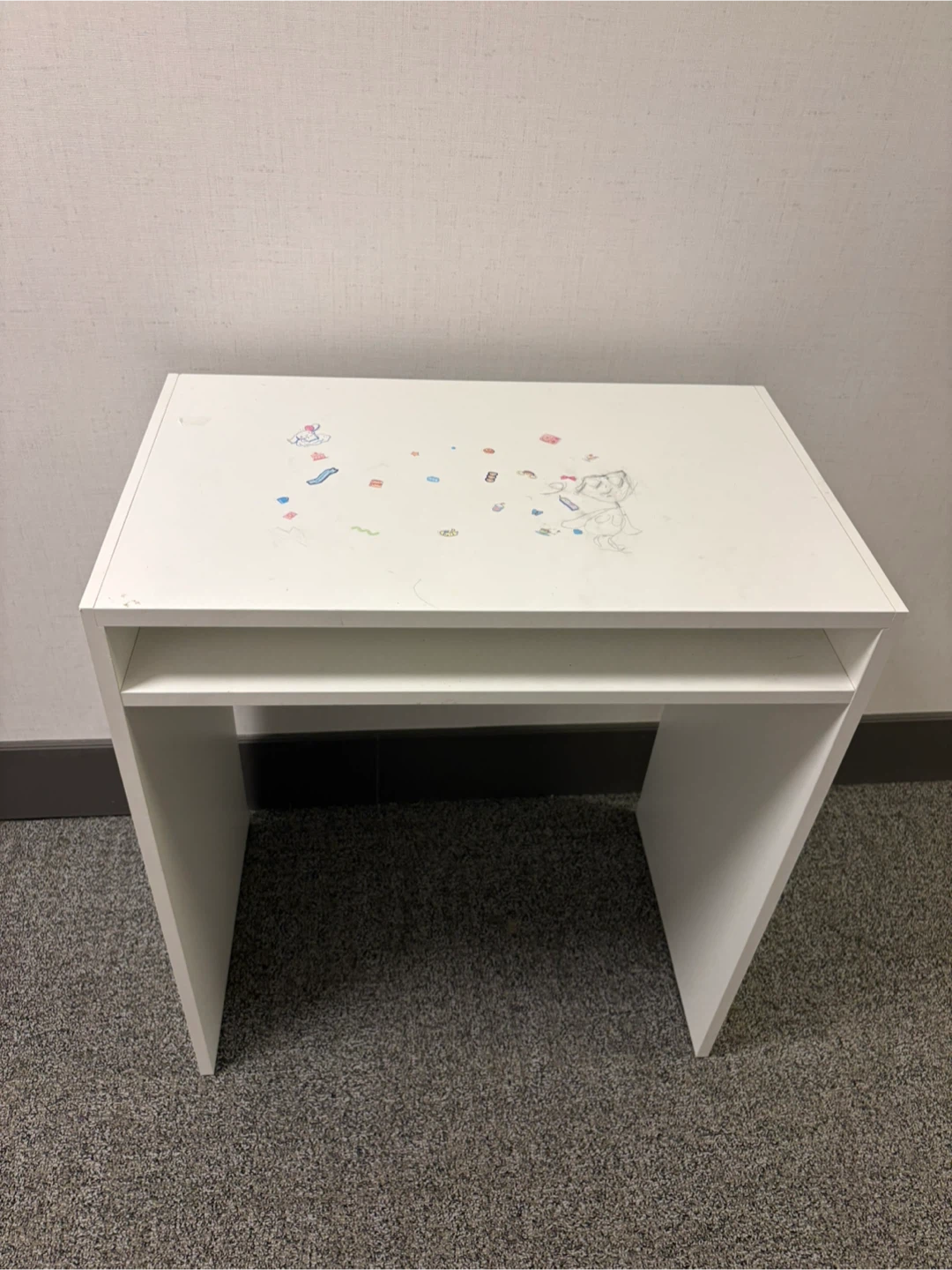 White Minimalist Desk - photo 2