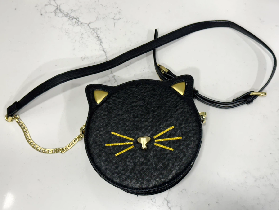 Black cat crossbody purse ! 🐈‍⬛