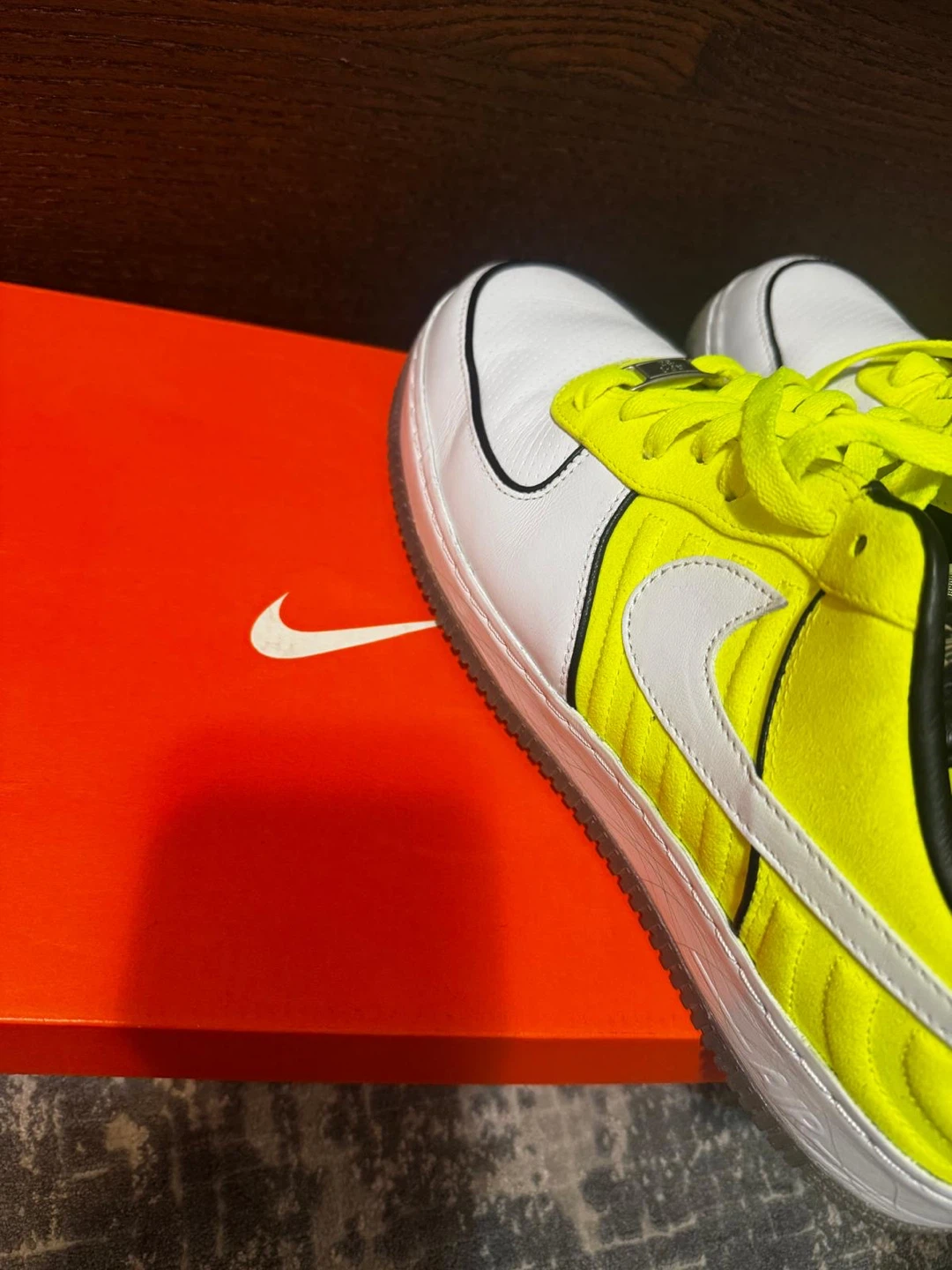 Nike Air Force 1 Sneakers Mixture of volt yellow and white. - photo 3