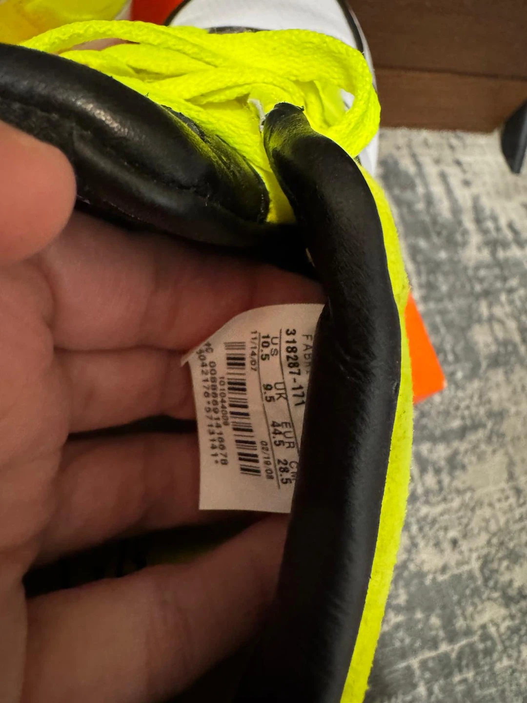 Nike Air Force 1 Sneakers Mixture of volt yellow and white. - photo 5