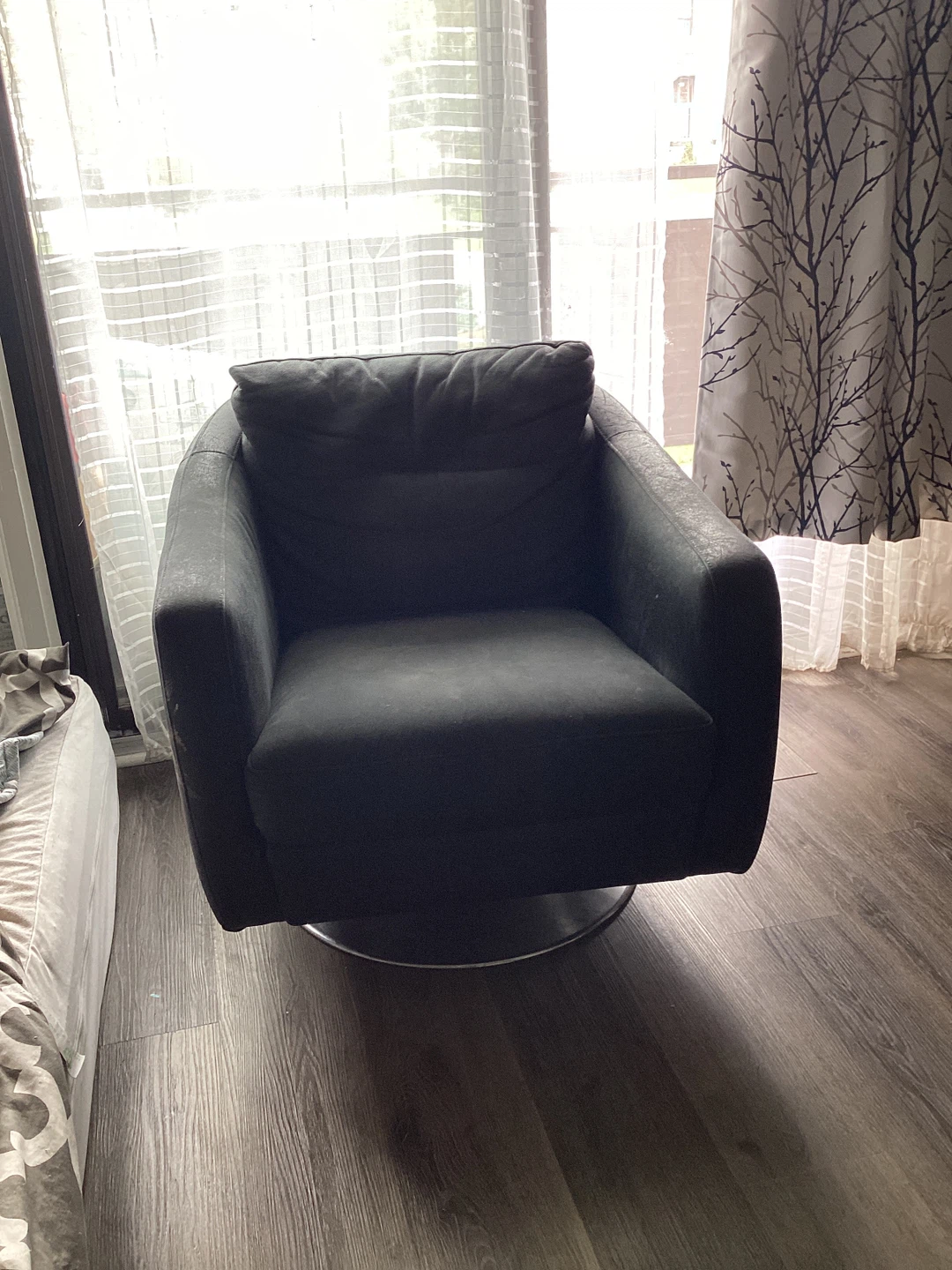 Black Swivel Armchair