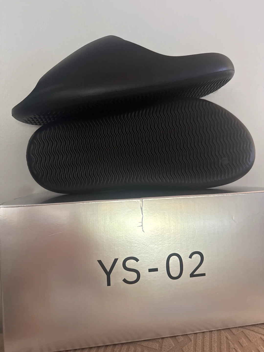 Yeezy Slides Coal Size 13 - photo 2
