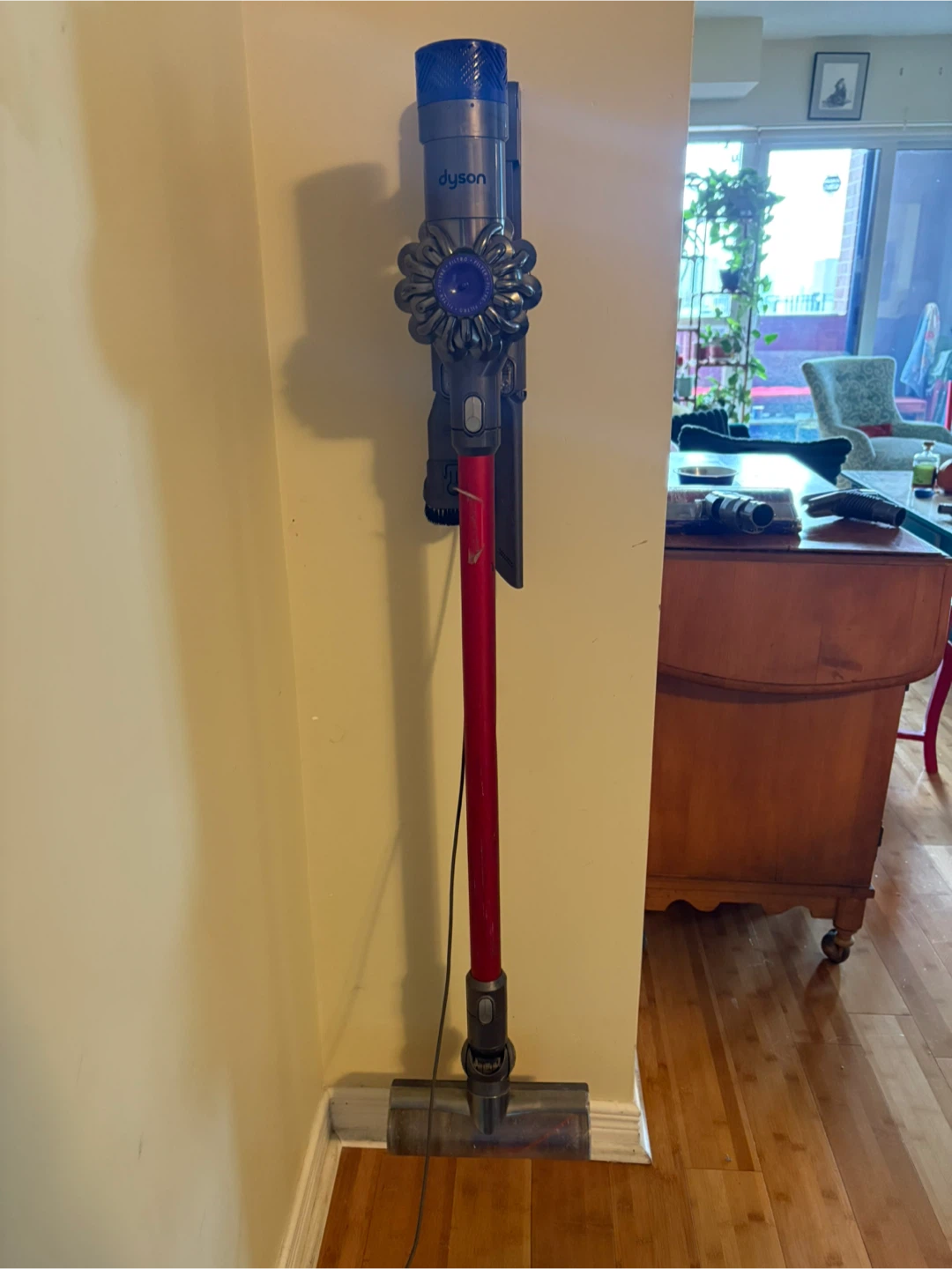 Dyson V6 Cordless Stick Vacuum