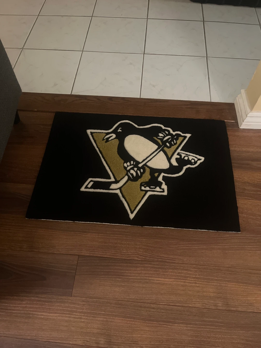 Official NHL Pittsburgh Penguins Rug / Accent Mat (20x30)  New!