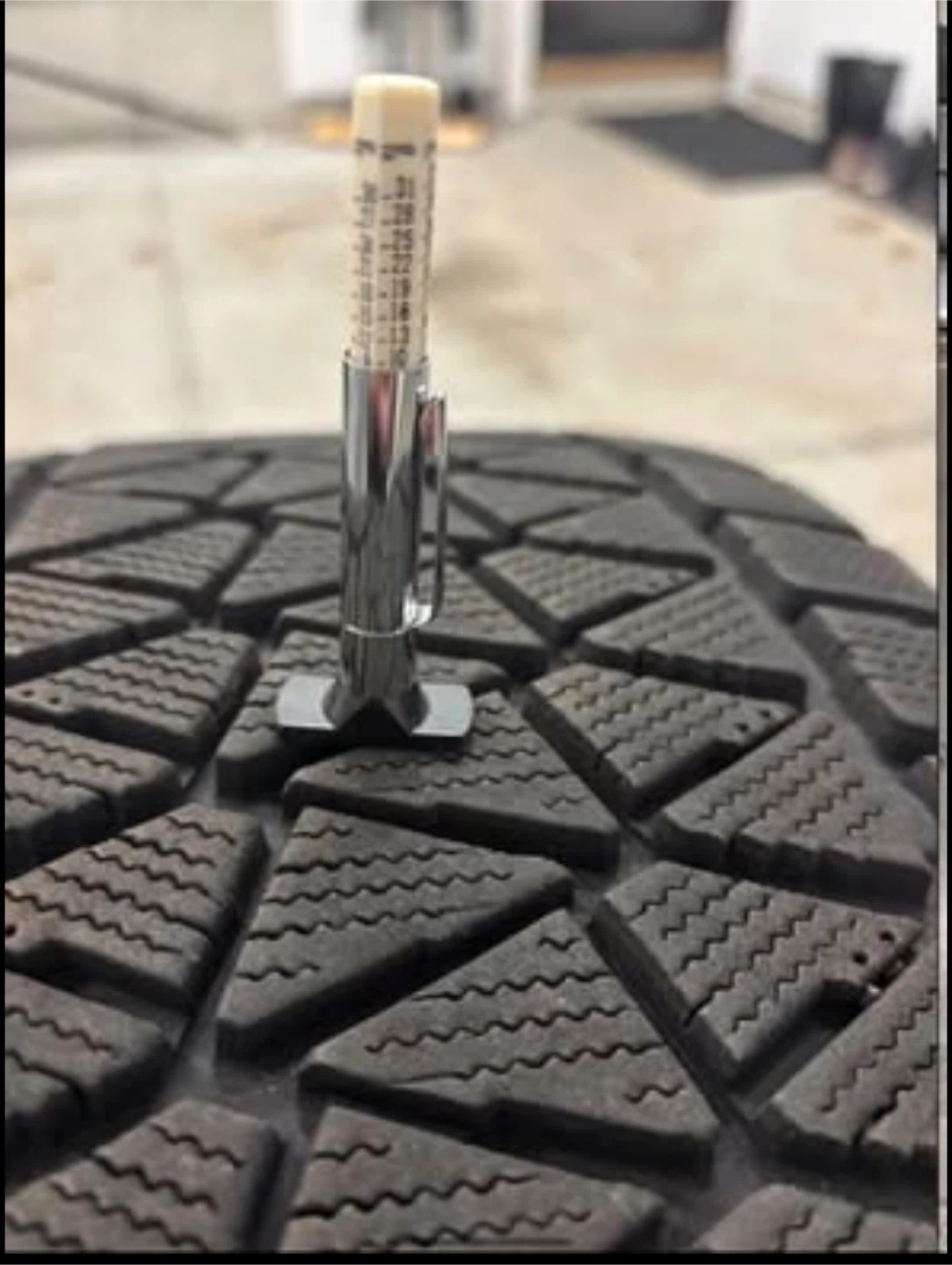 Blizzak Winter Tires - 255/60R18 - photo 2